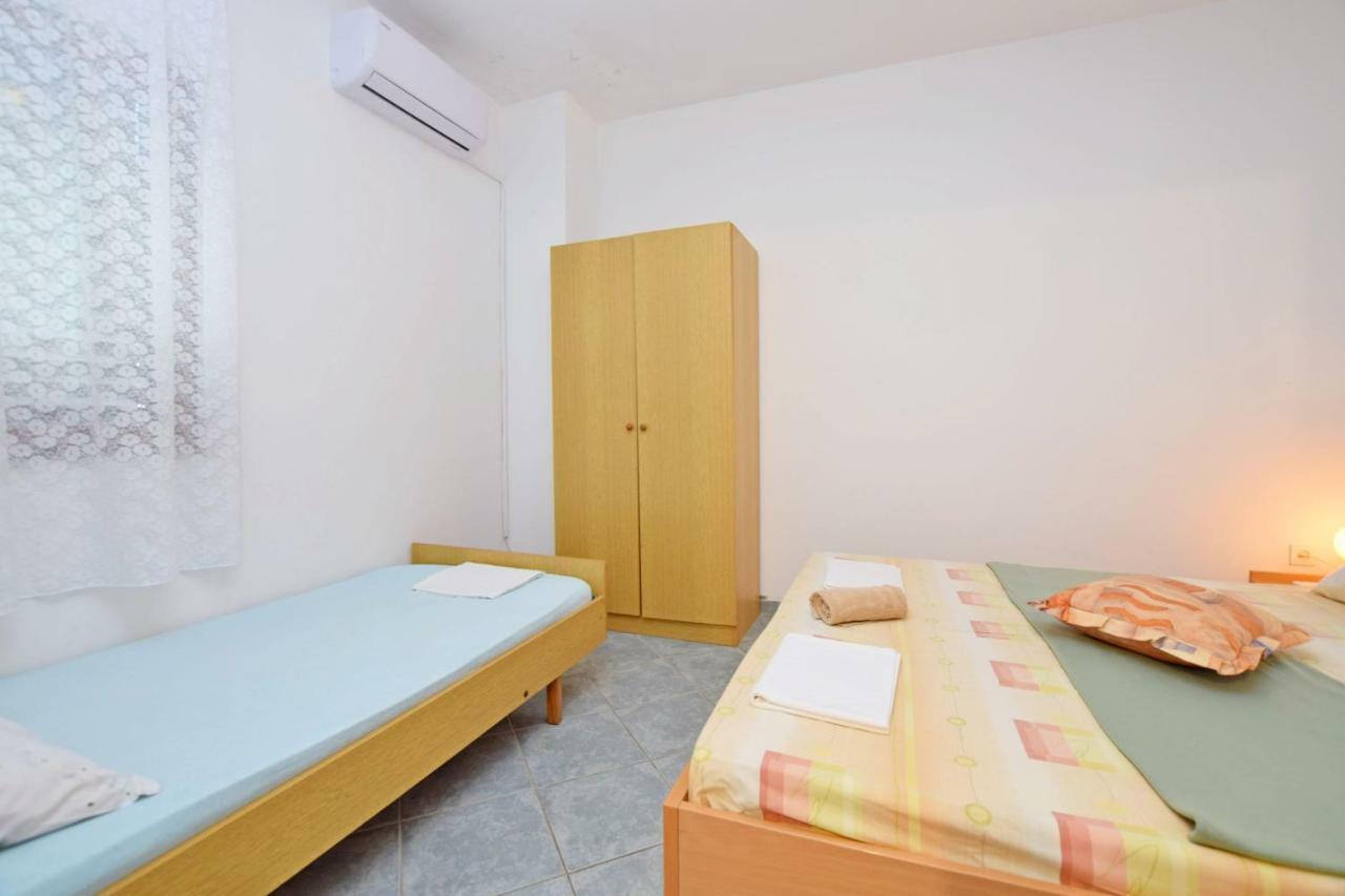 Apartment And Rooms Mila 塞利讷 客房 照片